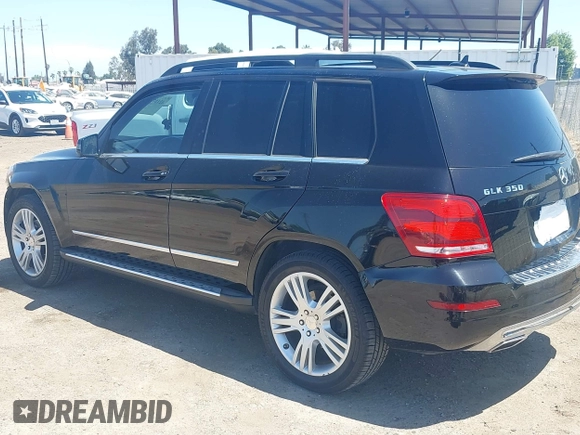 2013 Mercedes-Benz GLK with VIN WDCGG8JBXDG051067, listed as a IAAI auction lot 42107151 with 123,576 mi miles. Bid and sale history available at carsss.com. Image 3.