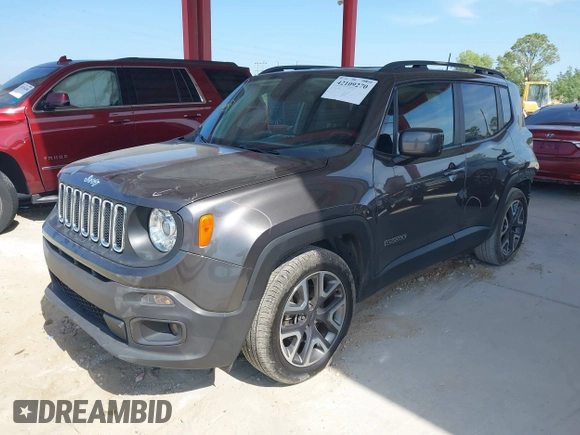2018 Jeep Renegade Latitude with VIN ZACCJABB5JPG86563, listed as a IAAI auction lot 42109270 with 185,540 mi miles. Bid and sale history available at carsss.com. Image 18.