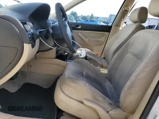 2002 Volkswagen Jetta GL с VIN 3VWRK69M52M024396, выставлен на аукционе Copart как лот 45539355 с пробегом 142 880 миль миль и Списание • Salvage title. История ставок и продаж доступна на DreamBid. Изображение 7.