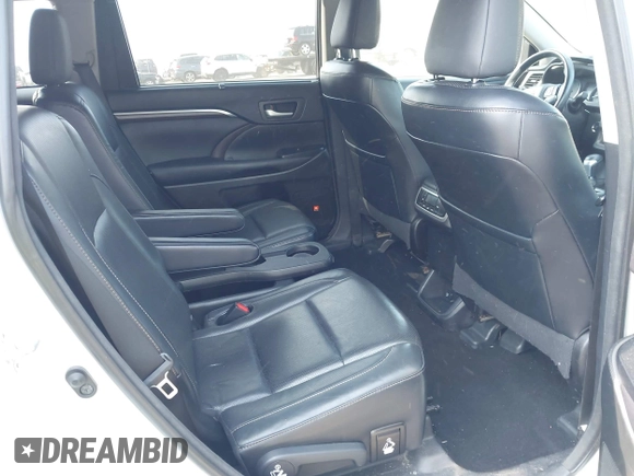 2015 Toyota Highlander Limited with VIN 5TDDKRFH5FS221483, listed as a IAAI auction lot 42517481 with 89,481 mi miles and . Bid and sale history available at DreamBid. Image 8.
