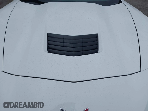2019 Chevrolet Corvette 1LT z VIN 1G1YB2D76K5112204, wystawiony jako IAAI lot #42215657 z przebiegiem Nie podano mil oraz . Historia ofert i sprzedaży dostępna na DreamBid. Obrazek 10.