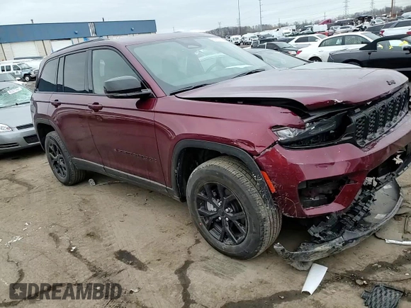 2025 Jeep Grand Cherokee Laredo with VIN 1C4RJHAG3SC274891, listed as a Copart auction lot 86952254 with 1,392 mi miles and Salvage Title. Bid and sale history available at DreamBid. Image 12.