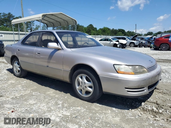 1996 Lexus ES 300 z VIN JT8BF12G6T0185858, wystawiony jako Copart lot #57978925 z przebiegiem 153 841 mil mil oraz Czysty tytuł • Clean title. Historia ofert i sprzedaży dostępna na DreamBid. Obrazek 4.