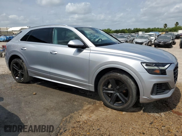 2021 Audi Q8 Premium z VIN WA1AVAF15MD020653, wystawiony jako Copart lot #55220895 z przebiegiem 68 826 mil mil oraz Tytuł czysty. Historia ofert i sprzedaży dostępna na DreamBid. Obrazek 4.
