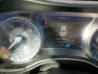 2017 Chrysler 300 Limited z VIN 2C3CCAAG3HH516550, wystawiony jako Copart lot #43206065 z przebiegiem 235 350 mil mil oraz Szkoda całkowita • Salvage title. Historia ofert i sprzedaży dostępna na DreamBid. Obrazek 9.