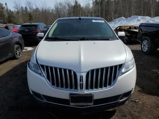 2014 Lincoln MKX with VIN 2LMDJ8JK1EBL19698, listed as a Copart auction lot 48808775 with 165,761 mi miles and Clean Title. Bid and sale history available at DreamBid. Image 5.