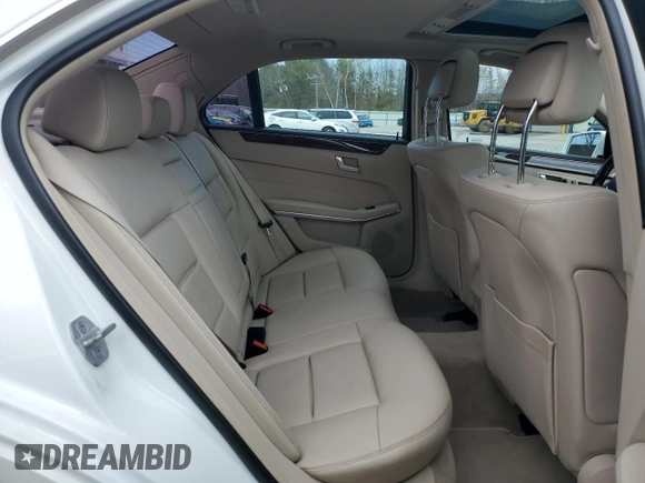 2015 Mercedes-Benz E-Class E 350 Luxury with VIN WDDHF8JB5FB104521, listed as a Copart auction lot 52475135 with 99,385 mi miles and Clean Title. Bid and sale history available at carsss.com. Image 10.
