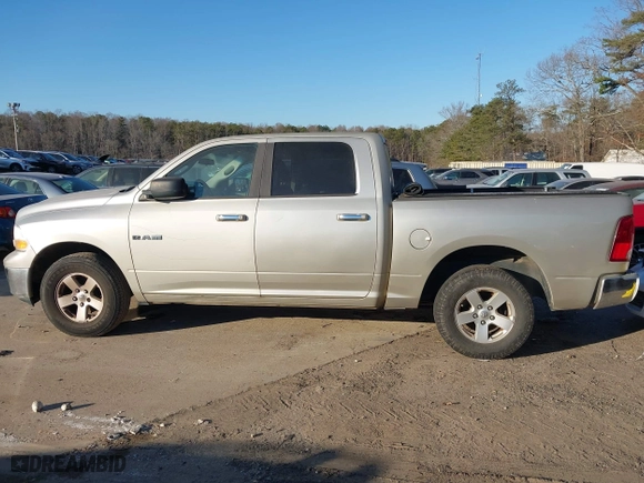 2010 Dodge Ram 1500 SLT with VIN 1D7RB1CP7AS184820, listed as a IAAI auction lot 41338962 with 291,387 mi miles. Bid and sale history available at carsss.com. Image 13.