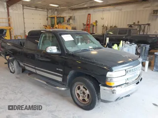 1999 Chevrolet Silverado 1500 LT with VIN 1GCEK19T1XE163661, listed as a IAAI auction lot 42128649 with Not Provided miles and . Bid and sale history available at DreamBid. Image 1.