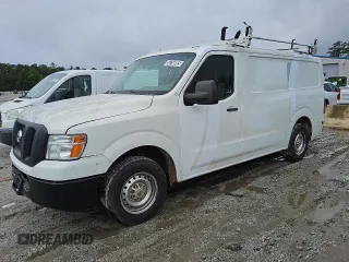2017 Nissan NV Cargo S z VIN 1N6BF0KM4HN801954, wystawiony jako Copart lot #57694555 z przebiegiem 214 950 mil mil oraz Czysty tytuł • Clean title. Historia ofert i sprzedaży dostępna na DreamBid. Obrazek 1.