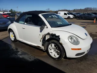 2010 Volkswagen Beetle with VIN 3VWRG3AL0AM006096, listed as a Copart auction lot 49623145 with 118,764 mi miles and Salvage Title. Bid and sale history available at DreamBid. Image 4.