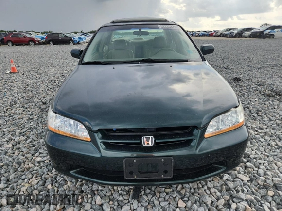1998 Honda Accord EX z VIN 1HGCG6674WA072968, wystawiony jako Copart lot #58335875 z przebiegiem 85 743 mil mil oraz Szkoda całkowita • Salvage title. Historia ofert i sprzedaży dostępna na DreamBid. Obrazek 5.