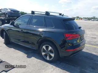 2020 Audi Q5 Premium with VIN WA1ANAFY2L2085872, listed as a IAAI auction lot 42354349 with 67,682 mi miles and . Bid and sale history available at DreamBid. Image 3.