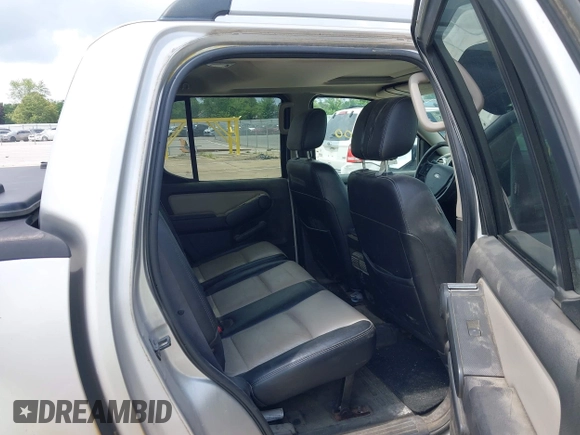 2007 Ford Explorer Sport Trac Limited с VIN 1FMEU53877UA13562, выставлен на аукционе IAAI как лот 42796600 с пробегом 221 779 миль миль и . История ставок и продаж доступна на DreamBid. Изображение 8.