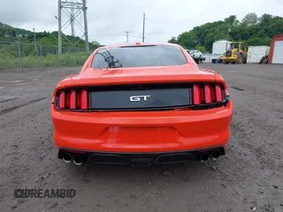 2015 Ford Mustang GT z VIN 1FA6P8CF2F5380934, wystawiony jako IAAI lot #42371355 z przebiegiem 26 680 mil mil oraz . Historia ofert i sprzedaży dostępna na DreamBid. Obrazek 16.