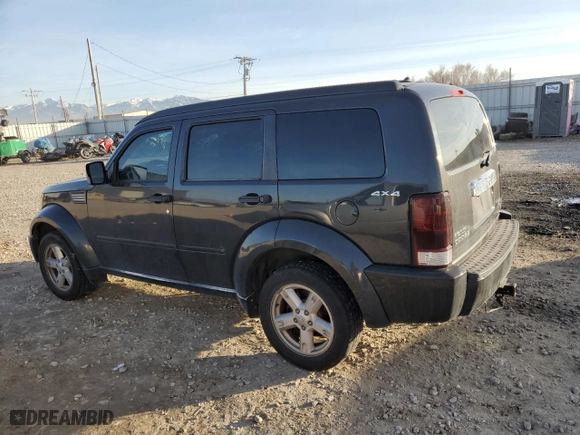 2011 Dodge Nitro SXT with VIN 1D4PU5GK8BW532378, listed as a Copart auction lot 86104464 with 181,439 mi miles and Clean Title. Bid and sale history available at carsss.com. Image 2.