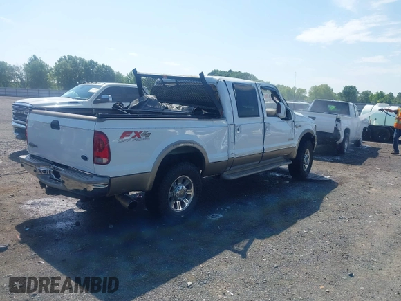 2006 Ford F-250 XL z VIN 1FTSW21P56ED13667, wystawiony jako IAAI lot #42108168 z przebiegiem 175 075 mil mil oraz . Historia ofert i sprzedaży dostępna na DreamBid. Obrazek 4.