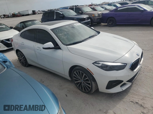 2021 BMW 2 Series 228i xDrive z VIN WBA73AK08M7G68943, wystawiony jako Copart lot #52012645 z przebiegiem 82 395 mil mil oraz Nie do naprawy • Non repairable. Historia ofert i sprzedaży dostępna na DreamBid. Obrazek 4.