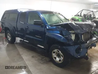 2006 Toyota Tacoma with VIN 5TEUX42N96Z255980, listed as a IAAI auction lot 41739776 with 358,621 mi miles. Bid and sale history available at carsss.com. Image 1.