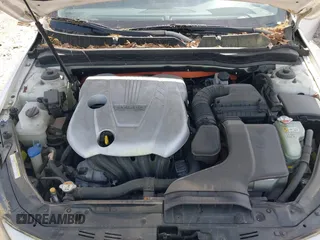2012 Kia Optima Hybrid with VIN KNAGM4AD9C5033272, listed as a IAAI auction lot 42014808 with 173,740 mi miles. Bid and sale history available at carsss.com. Image 10.