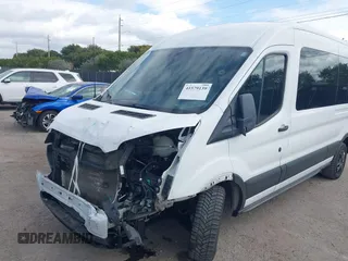 2019 Ford Transit Passenger XL with VIN 1FBAX2CM4KKB54426, listed as a IAAI auction lot 41579139 with 103,337 mi miles. Bid and sale history available at carsss.com. Image 19.