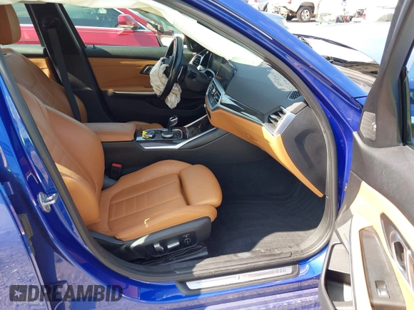 2020 BMW 3 Series 330i with VIN 3MW5R1J09L8B25490, listed as a IAAI auction lot 42404186 with 82,050 mi miles and . Bid and sale history available at DreamBid. Image 5.