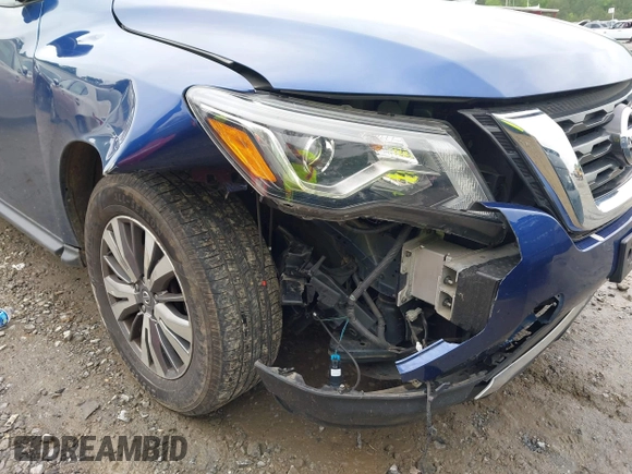 2019 Nissan Pathfinder SV z VIN 5N1DR2MN9KC620979, wystawiony jako IAAI lot #42093847 z przebiegiem 132 329 mil mil oraz . Historia ofert i sprzedaży dostępna na DreamBid. Obrazek 6.