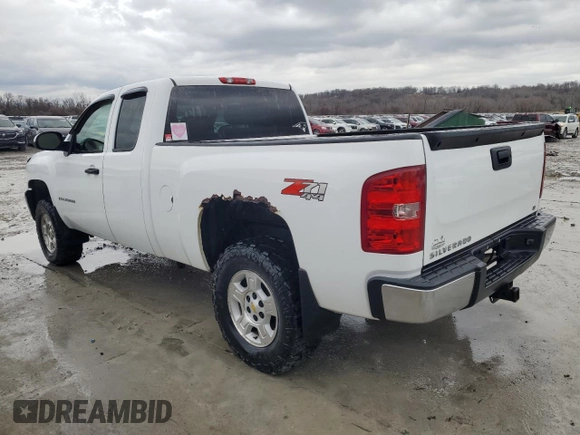 2009 Chevrolet Silverado 1500 LT with VIN 1GCEK29J49Z128984, listed as a Copart auction lot 43071015 with 172,641 mi miles and Salvage Title. Bid and sale history available at carsss.com. Image 2.