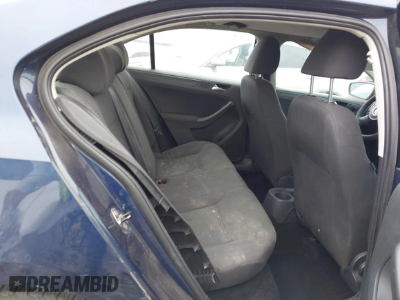 2012 Volkswagen Jetta S с VIN 3VW2K7AJ4CM410723, выставлен на аукционе IAAI как лот 42450418 с пробегом 161 730 миль миль и . История ставок и продаж доступна на DreamBid. Изображение 8.