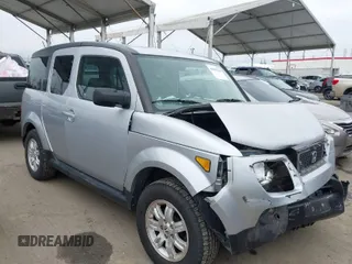 2006 Honda Element EX-P with VIN 5J6YH18766L015543, listed as a IAAI auction lot 41882230 with 136,327 mi miles. Bid and sale history available at carsss.com. Image 1.