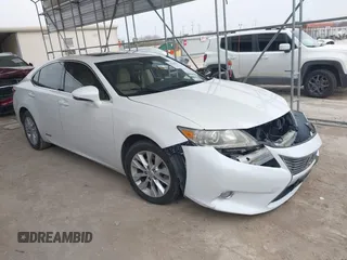 2013 Lexus ES 300h z VIN JTHBW1GG2D2000820, wystawiony jako IAAI lot #41620297 z przebiegiem 119 325 mil mil oraz . Historia ofert i sprzedaży dostępna na DreamBid. Obrazek 1.