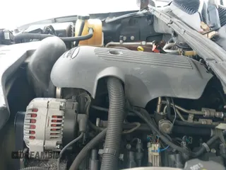 2004 Chevrolet Suburban LS with VIN 3GNEC16Z94G255974, listed as a IAAI auction lot 41439287 with Not provided miles and . Bid and sale history available at DreamBid. Image 16.