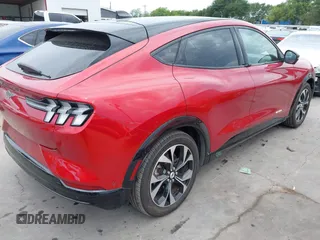 2023 Ford Mustang Mach-E Premium z VIN 3FMTK3SU5PMA70024, wystawiony jako IAAI lot #42475385 z przebiegiem 37 015 mil mil oraz . Historia ofert i sprzedaży dostępna na DreamBid. Obrazek 4.