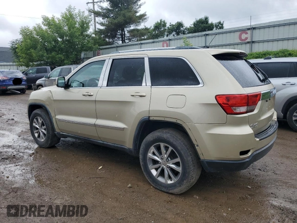 2011 Jeep Grand Cherokee Laredo z VIN 1J4RR4GG0BC562824, wystawiony jako Copart lot #61625445 z przebiegiem 166 490 mil mil oraz Czysty tytuł • Clean title. Historia ofert i sprzedaży dostępna na DreamBid. Obrazek 2.