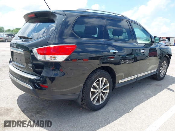 2014 Nissan Pathfinder S with VIN 5N1AR2MM1EC696341, listed as a IAAI auction lot 42255710 with 99,680 mi miles and . Bid and sale history available at DreamBid. Image 4.