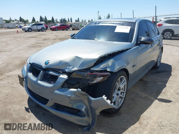 2007 BMW 3 Series 328xi z VIN WBAVC73587KP33390, wystawiony jako IAAI lot #42465688 z przebiegiem 144 423 mil mil oraz . Historia ofert i sprzedaży dostępna na DreamBid. Obrazek 18.