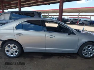 2010 Ford Fusion SE с VIN 3FAHP0HG1AR117710, выставлен на аукционе IAAI как лот 42666903 с пробегом 152 859 миль миль и . История ставок и продаж доступна на DreamBid. Изображение 13.