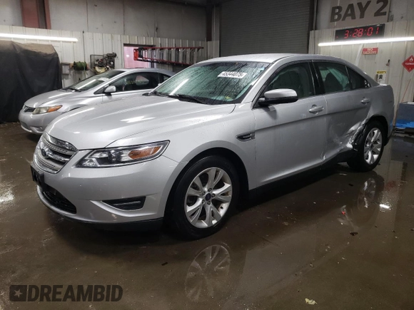 2011 Ford Taurus SEL with VIN 1FAHP2EW6BG186568, listed as a Copart auction lot 45344075 with 29,800 mi miles and Salvage Title. Bid and sale history available at carsss.com. Image 1.