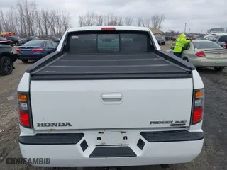2008 Honda Ridgeline RTS with VIN 2HJYK16488H529857, listed as a IAAI auction lot 41991405 with 183,093 mi miles. Bid and sale history available at carsss.com. Image 16.