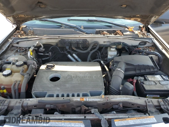 2011 Ford Escape Hybrid with VIN 1FMCU4K35BKA16469, listed as a Copart auction lot 65811905 with 401,583 mi miles and Clean title. Bid and sale history available at DreamBid. Image 12.