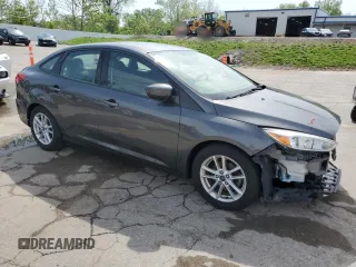 2018 Ford Focus SE z VIN 1FADP3F24JL204488, wystawiony jako Copart lot #54733625 z przebiegiem Nie podano mil oraz Szkoda całkowita • Salvage title. Historia ofert i sprzedaży dostępna na DreamBid. Obrazek 4.