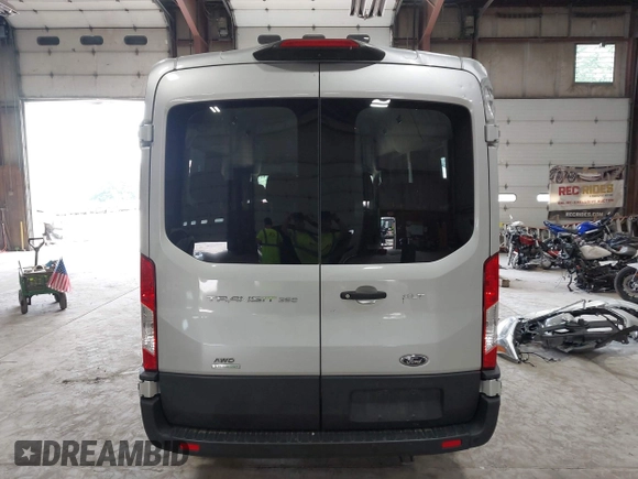 2021 Ford Transit Passenger XL с VIN 1FBAX9CG9MKA15625, выставлен на аукционе IAAI как лот 42491429 с пробегом 99 401 миль миль и . История ставок и продаж доступна на DreamBid. Изображение 17.