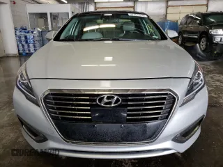 2016 Hyundai Sonata Hybrid Limited with VIN KMHE34L17GA025941, listed as a Copart auction lot 37367514 with 95,905 mi miles. Bid and sale history available at carsss.com. Image 5.