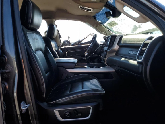 2020 Ram 1500 Laramie with VIN 1C6RREJT5LN139087, listed as a Copart auction lot 56407905 with 122,899 mi miles and Salvage title. Bid and sale history available at DreamBid. Image 7.