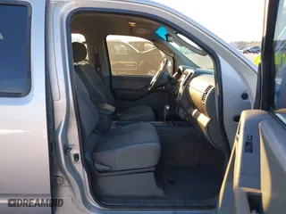 2009 Nissan Frontier SE with VIN 1N6AD07U99C416784, listed as a IAAI auction lot 41400764 with 190,791 mi miles. Bid and sale history available at carsss.com. Image 5.