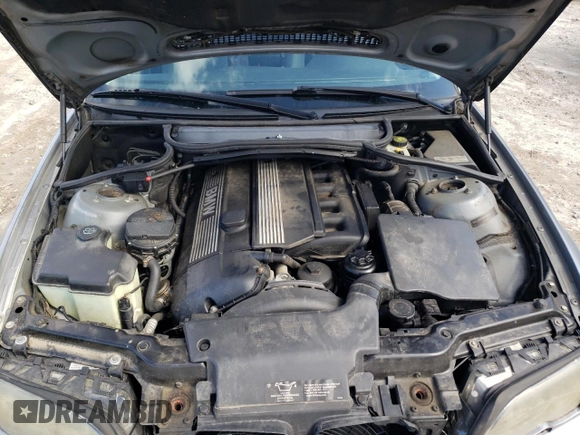 2004 BMW 3 Series 325xi with VIN WBAEU334X4PM60979, listed as a Copart auction lot 48737695 with 145,364 mi miles and Clean title. Bid and sale history available at DreamBid. Image 11.