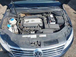 2013 Volkswagen CC Sport with VIN WVWBN7AN9DE518789, listed as a IAAI auction lot 41915400 with 114,847 mi miles. Bid and sale history available at carsss.com. Image 10.