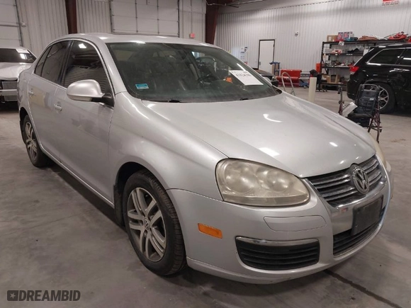 2006 Volkswagen Jetta Sedan 1.9L TDI with VIN 3VWDT71K16M771958, listed as a IAAI auction lot 41824596 with 190,035 mi miles. Bid and sale history available at carsss.com. Image 1.