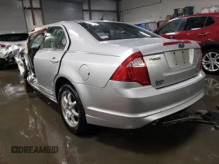 2011 Ford Fusion SE with VIN 3FAHP0HG1BR296204, listed as a Copart auction lot 41886615 with 81,916 mi miles and Salvage Title. Bid and sale history available at carsss.com. Image 2.