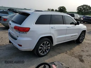 2017 Jeep Grand Cherokee Overland with VIN 1C4RJFCG6HC750819, listed as a Copart auction lot 59764325 with 108,295 mi miles and Clean title. Bid and sale history available at DreamBid. Image 3.